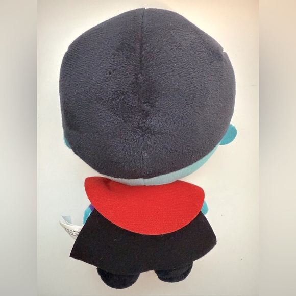 Plush Dracula from the Universal Monsters - Picture 6 of 7